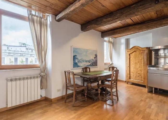 Cozy Wooden In Piazza Navona * Roma