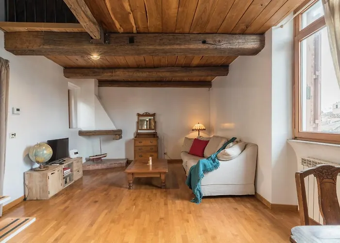 Cozy Wooden In Piazza Navona Appartamento *